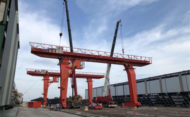 L型單梁吊鉤門式起重機(jī)